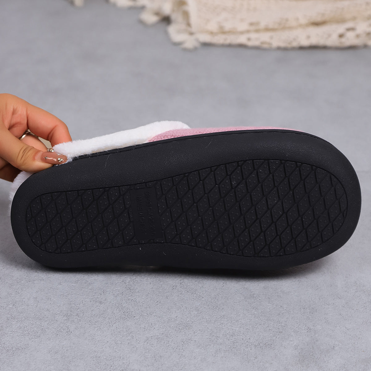 Fluffy Slippers Luxurious Plush Indoor Slides