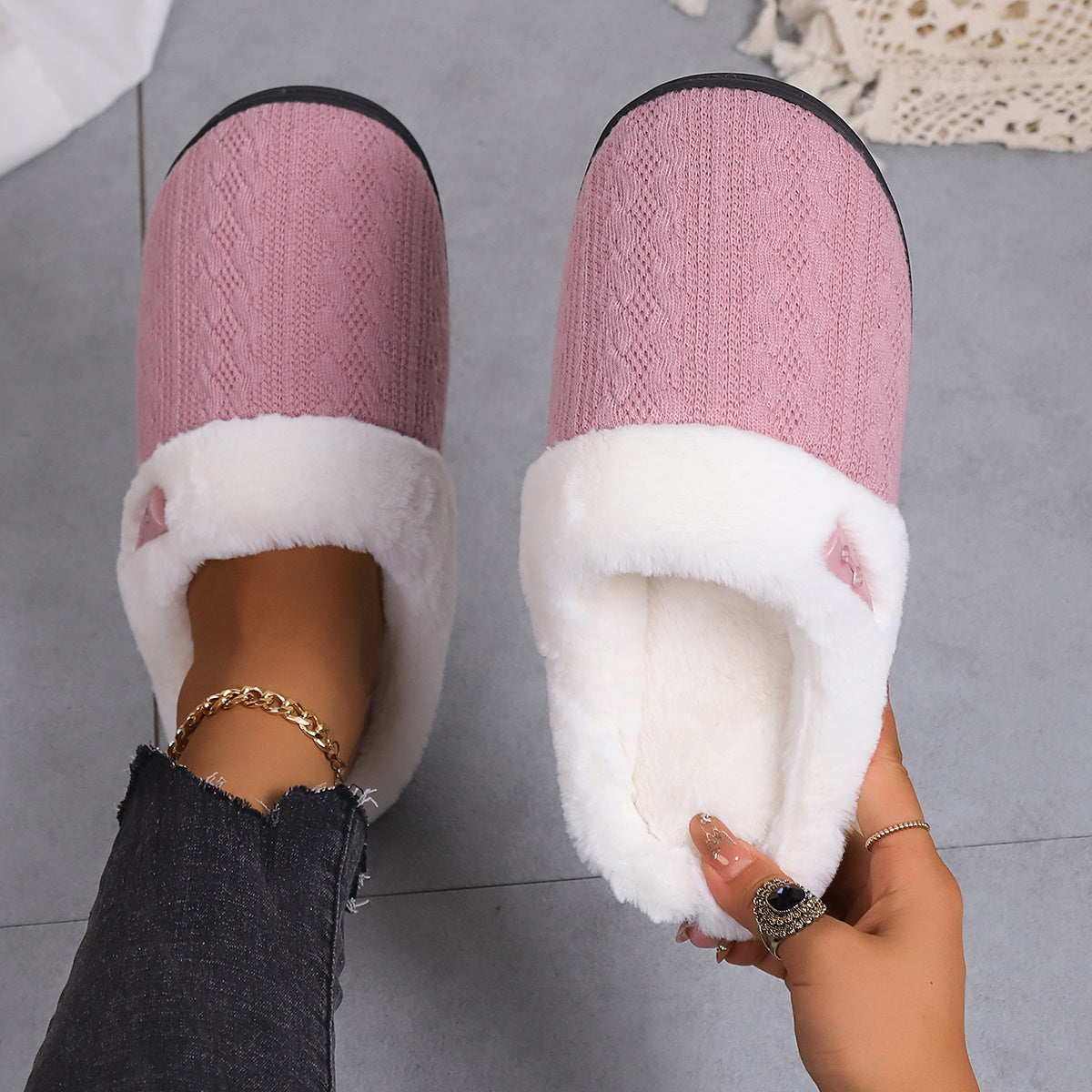 Fluffy Slippers Luxurious Plush Indoor Slides
