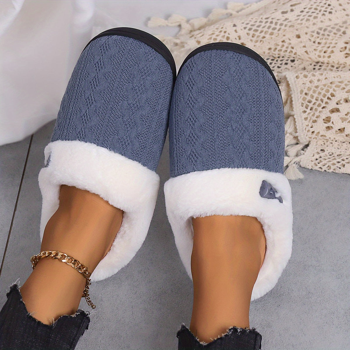 Fluffy Slippers Luxurious Plush Indoor Slides