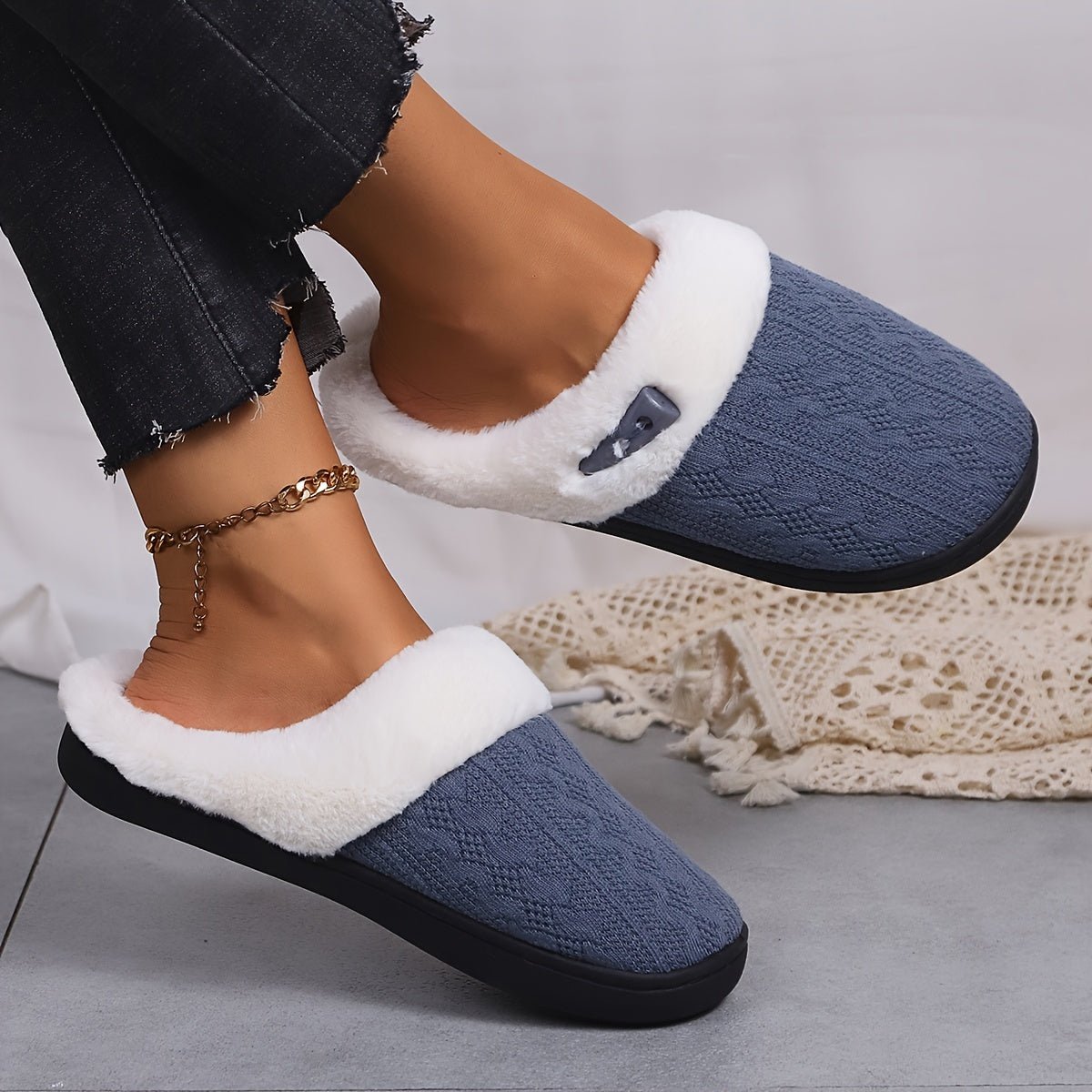 Fluffy Slippers Luxurious Plush Indoor Slides